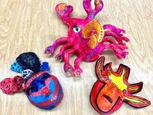 Load image into Gallery viewer, Plaster Mask Workshop at Art Studio Hamptons.